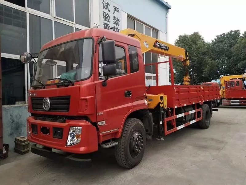 隨車起重設(shè)備，你值得重點關(guān)注的的行業(yè)發(fā)展趨勢